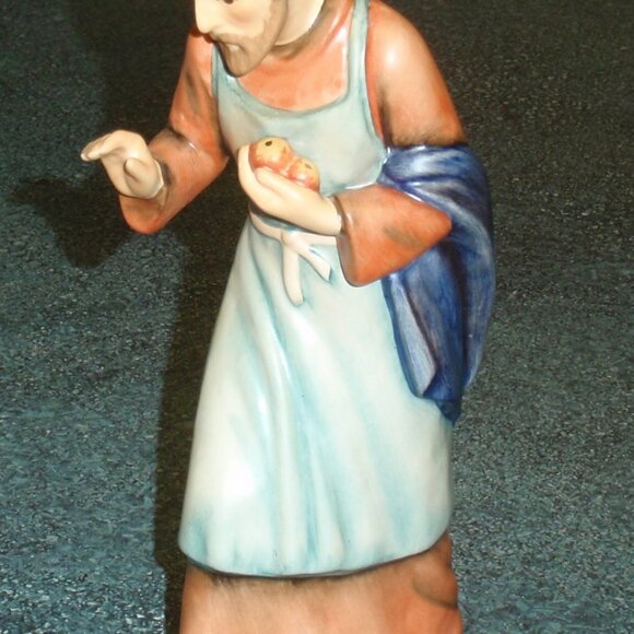 Hummel Goebel 7-1/2" Joseph Christmas Nativity Scene Figurine 214/B With Box! - Picture 3 of 12